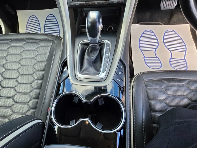 Ford Mondeo 1L Zetec Black #47