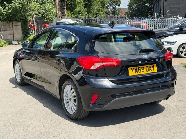 Ford Focus 1.0T Ecoboost Titanium Hatchback E Black #13