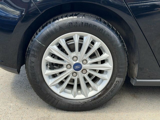 Ford Focus 1.0T Ecoboost Titanium Hatchback E Black #59