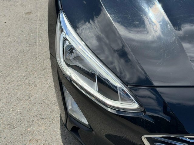 Ford Focus 1.0T Ecoboost Titanium Hatchback E Black #20