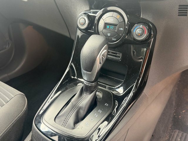 Ford Fiesta Hatchback 1.6 Zetec Powershift Euro 5 201464 Silver #30
