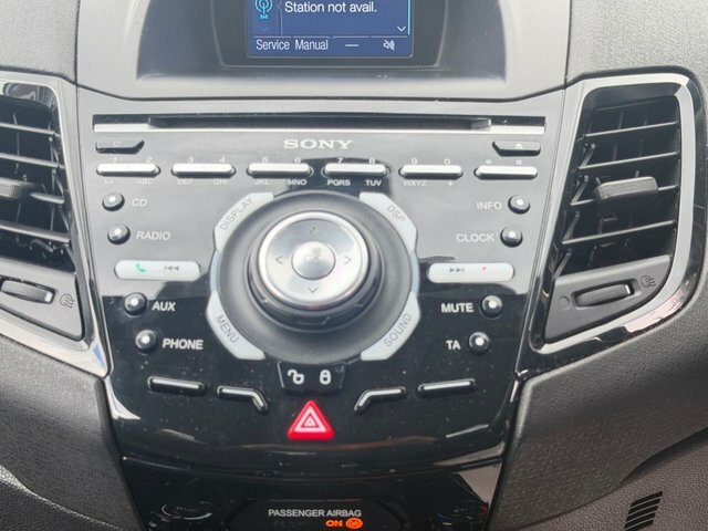 Ford Fiesta Hatchback 1.6 Zetec Powershift Euro 5 201464 Silver #33