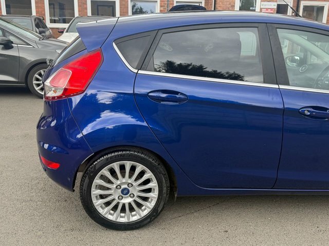 Ford Fiesta Hatchback 1.6 Zetec Powershift Euro 5 201464 Silver #12