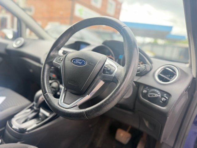 Ford Fiesta Hatchback 1.6 Zetec Powershift Euro 5 201464 Silver #2