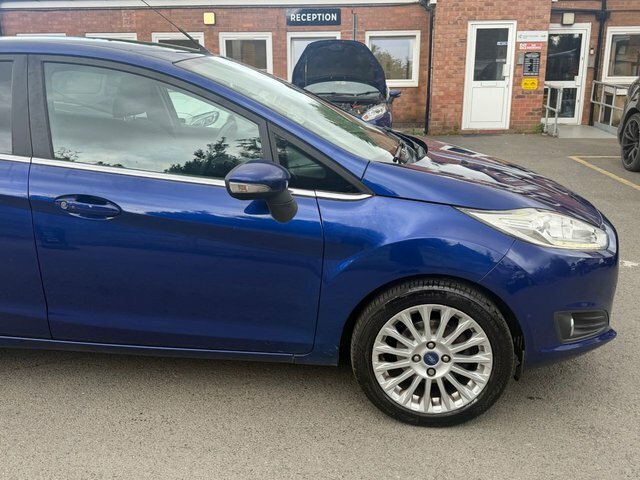 Ford Fiesta Hatchback 1.6 Zetec Powershift Euro 5 201464 Silver #13