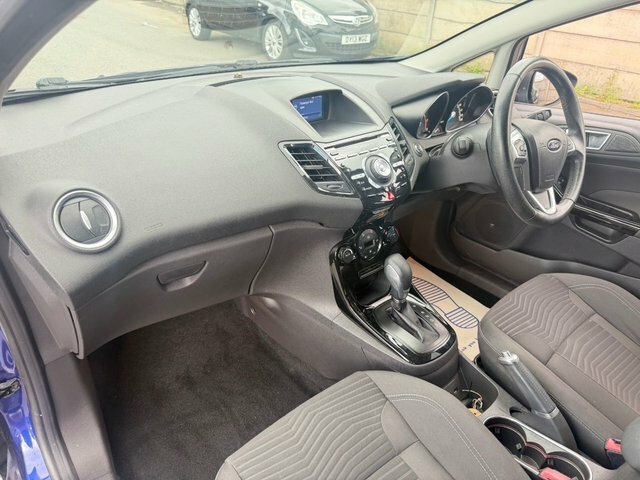 Ford Fiesta Hatchback 1.6 Zetec Powershift Euro 5 201464 Silver #17