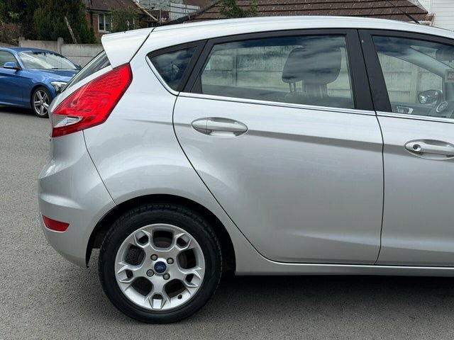 Ford Fiesta 1.4 Zetec Silver #4