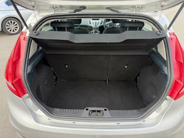 Ford Fiesta 1.4 Zetec Silver #19