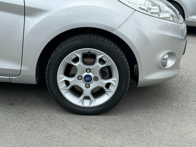 Ford Fiesta 1.4 Zetec Silver #13