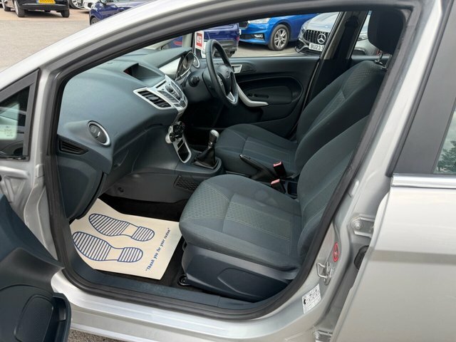 Ford Fiesta 1.4 Zetec Silver #16