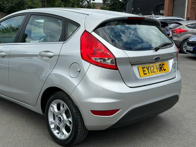Ford Fiesta 1.4 Zetec Silver #7