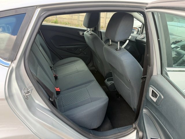 Ford Fiesta 1.4 Zetec Silver #22