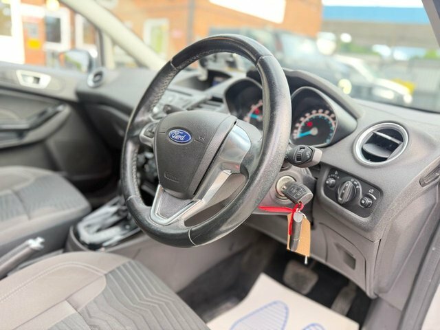 Ford Fiesta 1.0T Ecoboost Zetec Hatchback Powershif Silver #2