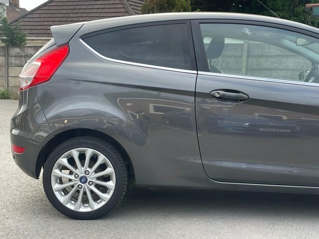 Ford Fiesta 1.0T Ecoboost Titanium X Hatchback Powe Grey #6