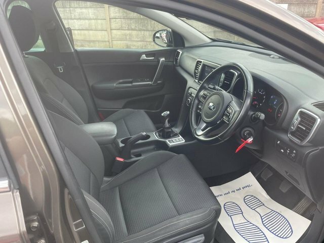 Kia Sportage 1.6 Gdi 2 Suv Euro 6 Ss 130 Brown #6