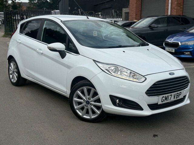 Ford Fiesta 1.0T Ecoboost Titanium Hatchback Powers White