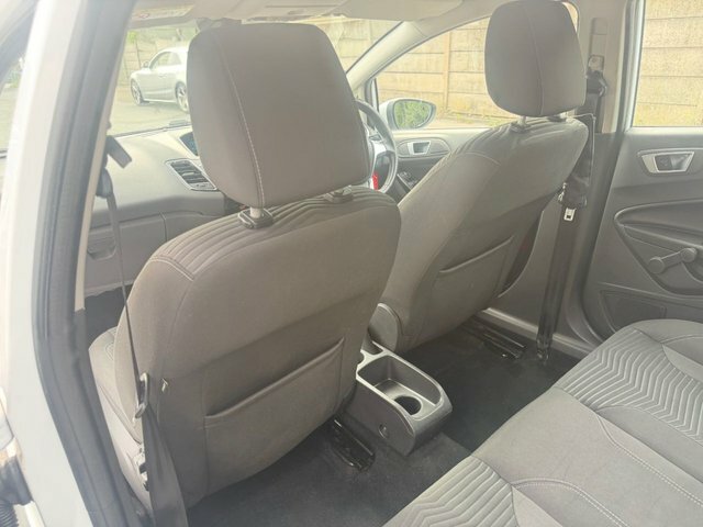 Ford Fiesta Fiesta Titanium Black #46