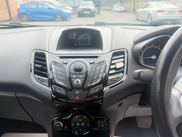 Ford Fiesta Fiesta Titanium Black #33