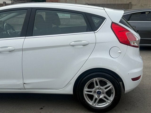 Ford Fiesta Fiesta Titanium Black #25
