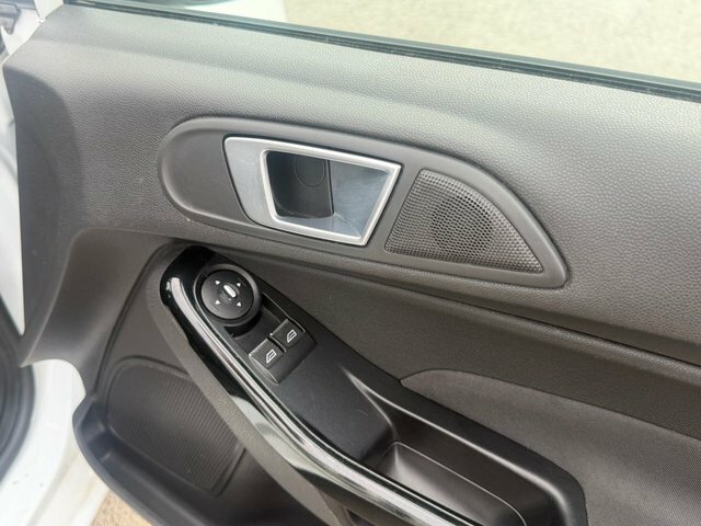 Ford Fiesta Fiesta Titanium Black #53