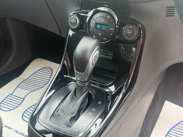 Ford Fiesta Fiesta Titanium Black #31