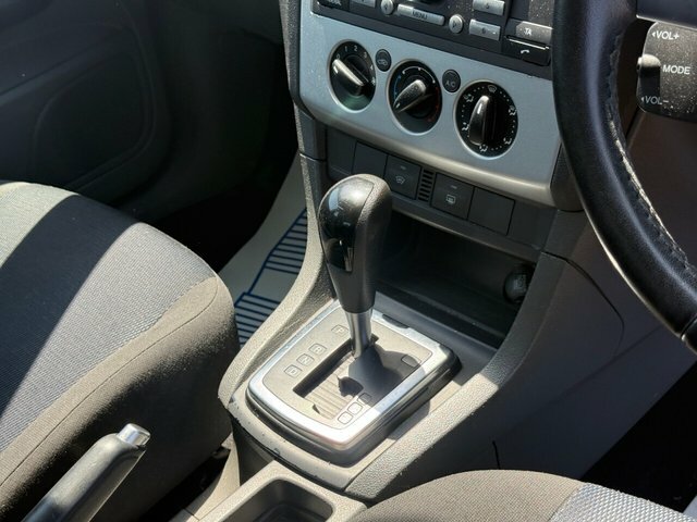 Ford Focus 1.6 LX Blue #16