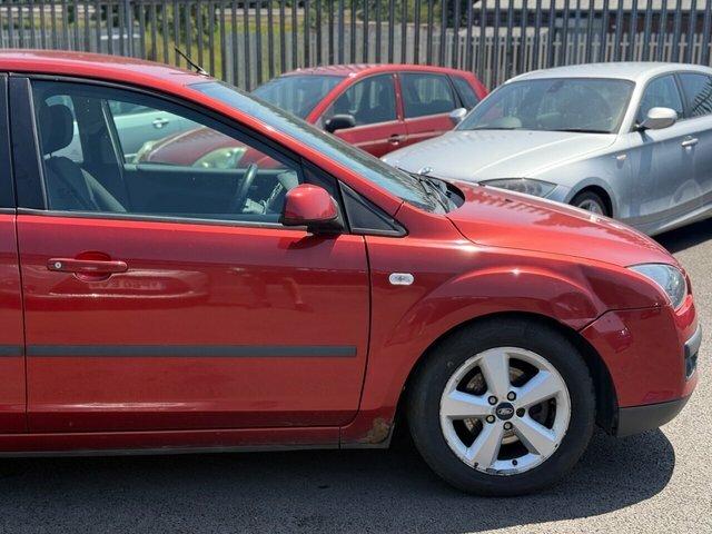 Ford Focus 1.6 LX Blue #5