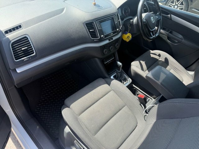 Volkswagen Sharan 1.4 Tsi Se Dsg Black #62