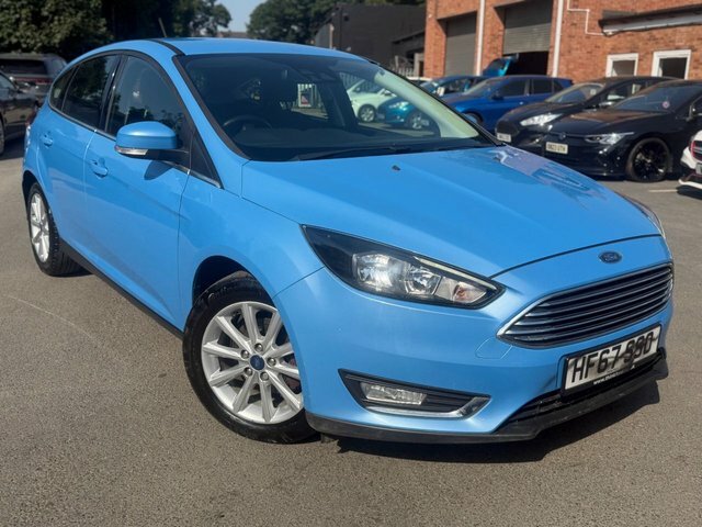 Ford Focus 1.0T Ecoboost Titanium Hatchback E HF67SSO Blue #3