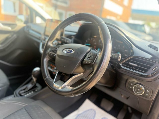 Ford Fiesta 1.0T Ecoboost Titanium Hatchback E Black #2