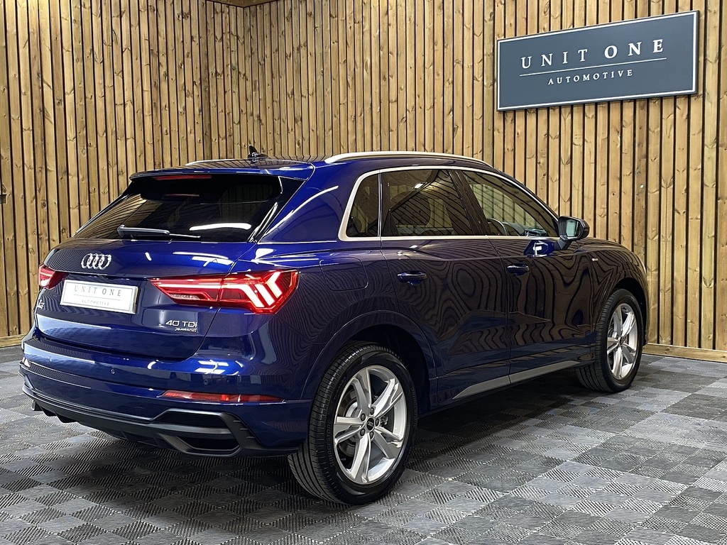 Audi Q3 Tdi S Line DE22OUF Blue #3