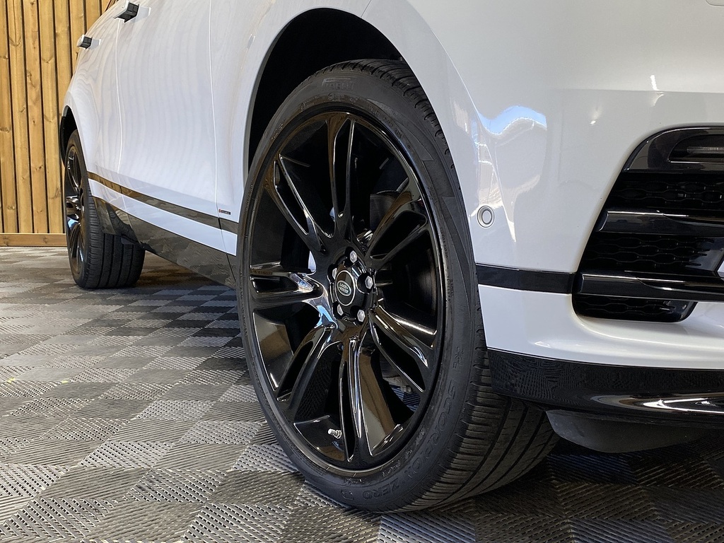 Land Rover Range Rover Velar P250 R-dynamic Se White #4