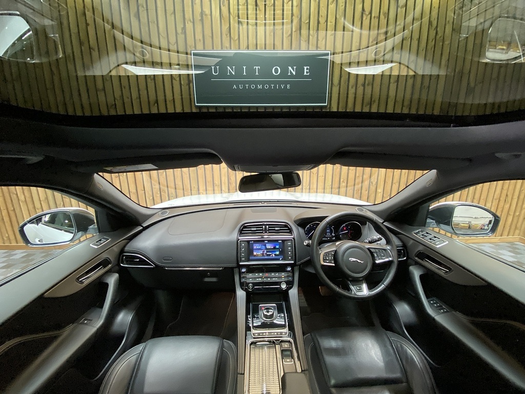 Jaguar F-Pace D300 V6 S KM18JVA White #6
