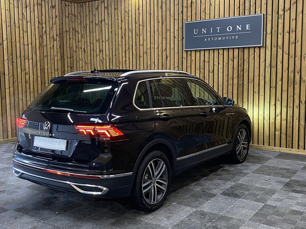 Volkswagen Tiguan Tsi Elegance GL22LSK Black #3