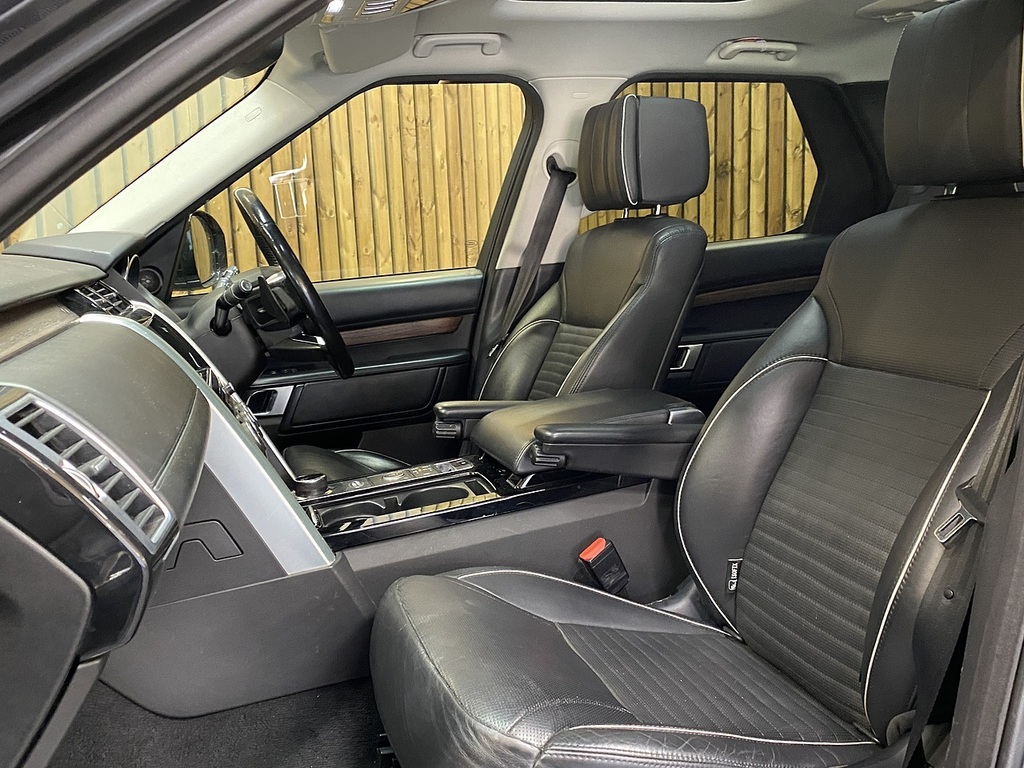 Land Rover Discovery Td V6 Hse Luxury Grey #4