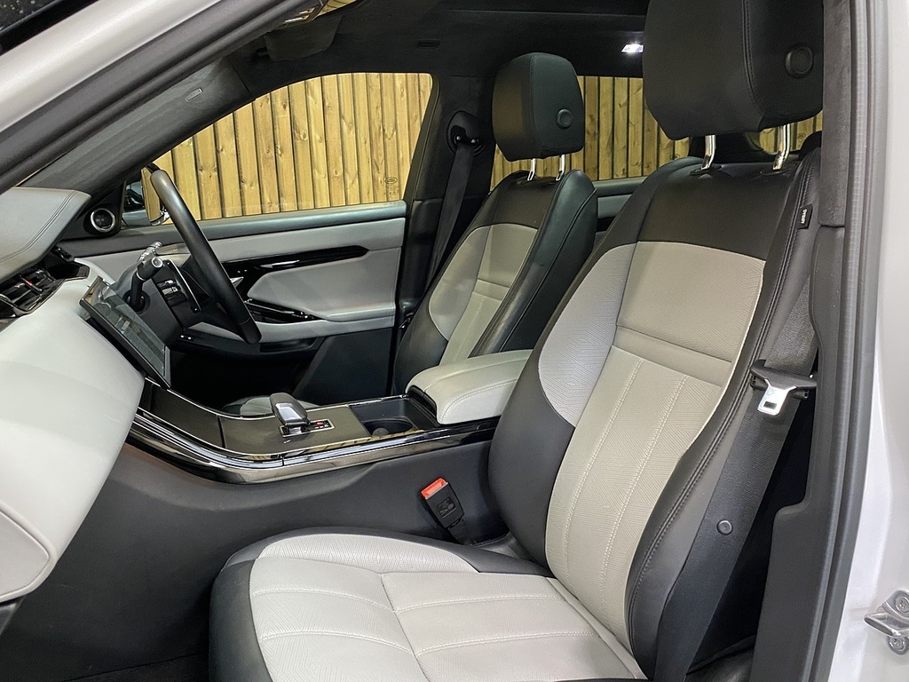 Land Rover Range Rover Evoque D200 Mhev LD73NJW White #4