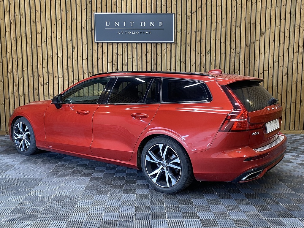 Volvo V60 D4 R-design Red #2