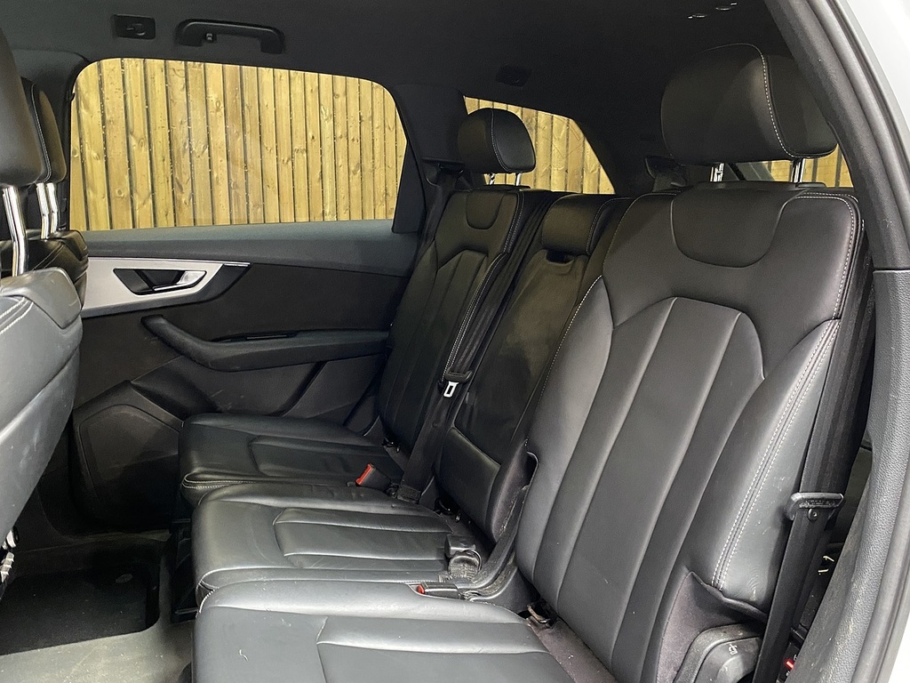 Audi Q7 Tdi V6 S Line White #5