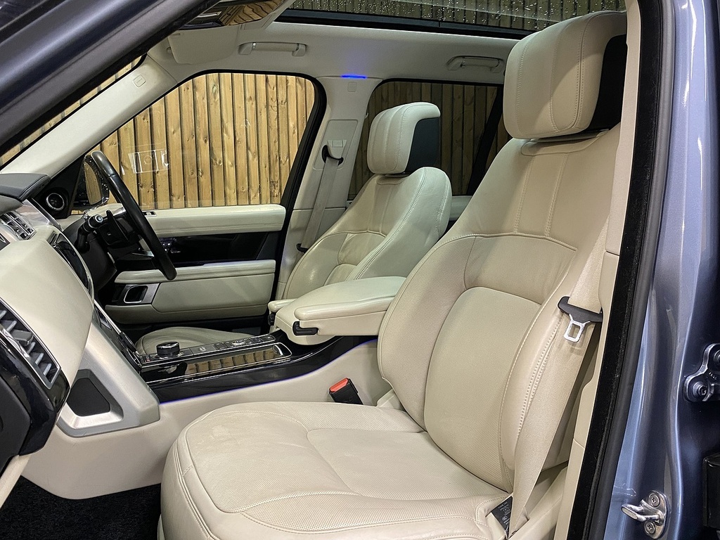 Land Rover Range Rover P400e Vogue Se Blue #4