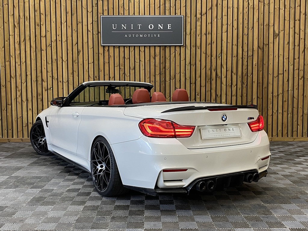 BMW M4 Biturbo Competition White #3