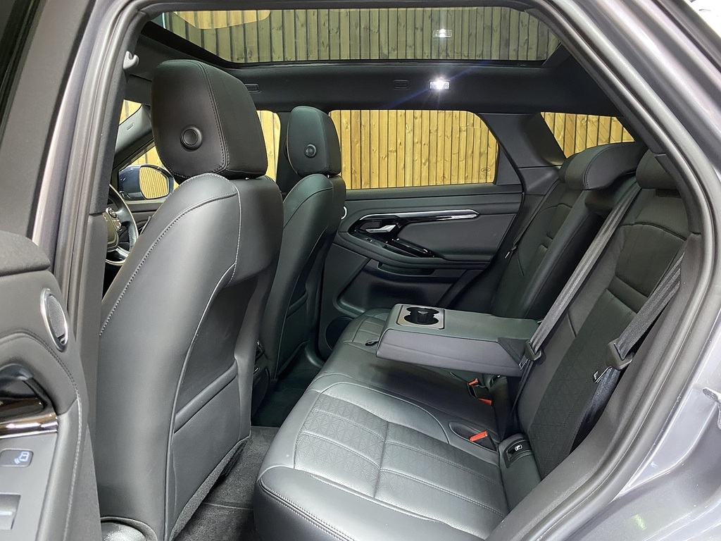 Land Rover Range Rover Evoque P300e R-dynamic Hse Grey #5