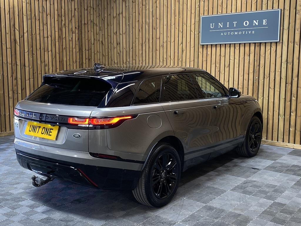 Land Rover Range Rover Velar P250 R-dynamic S Silver #3