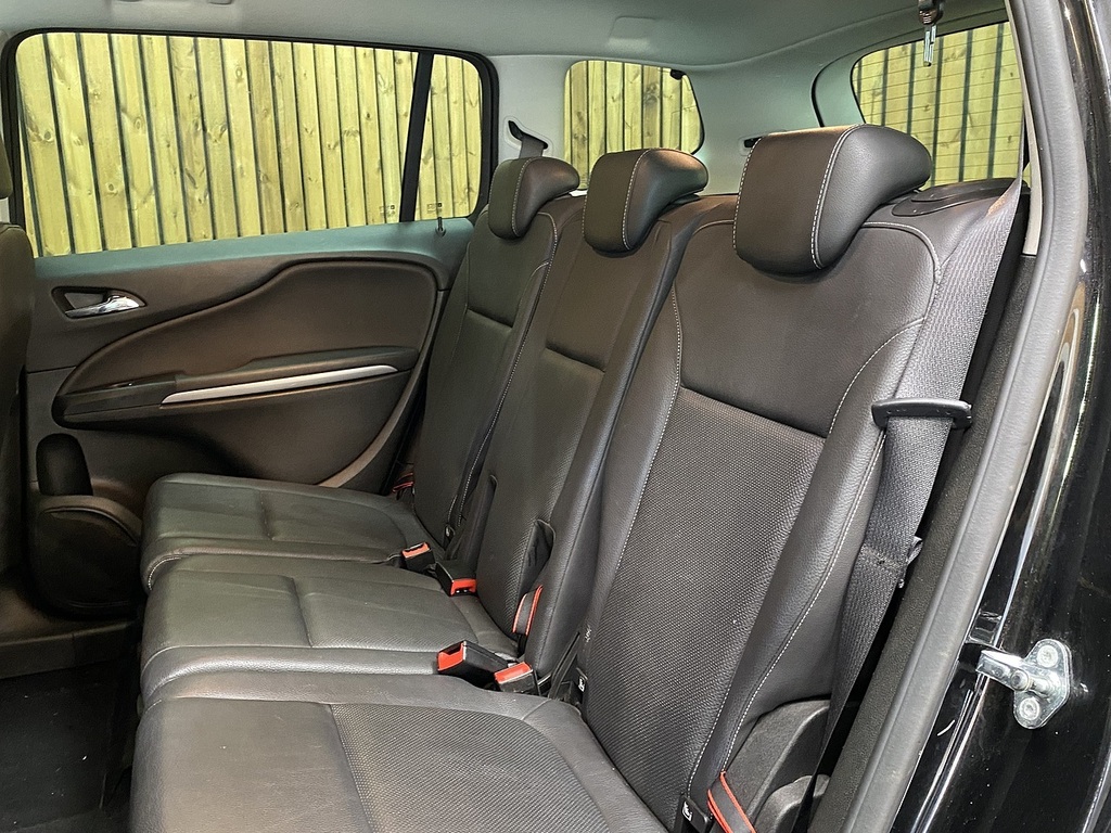 Vauxhall Zafira Tourer I Turbo Sri Black #5