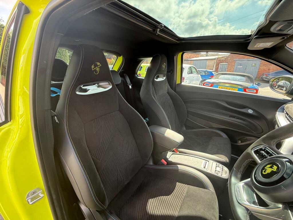 Abarth 500 42Kwh Turismo Hatchback 155 Ps Green #4
