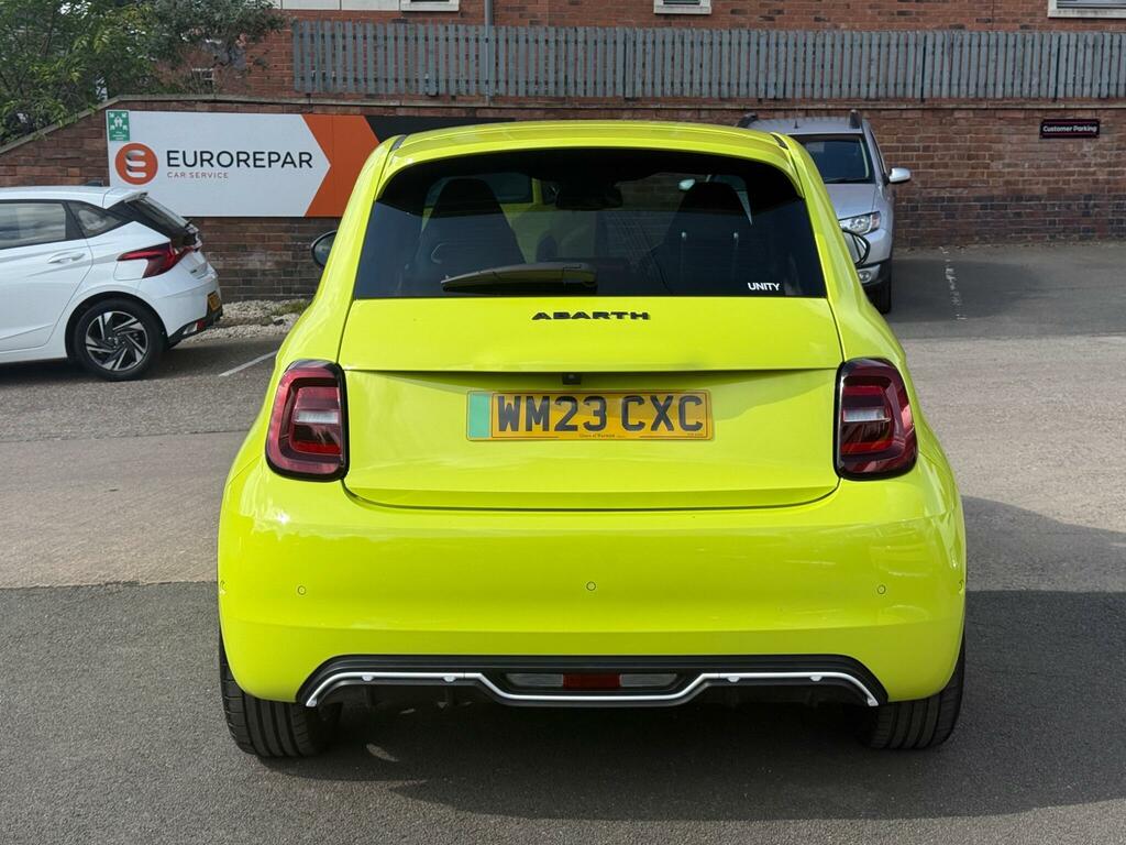 Abarth 500 42Kwh Turismo Hatchback 155 Ps Green #2