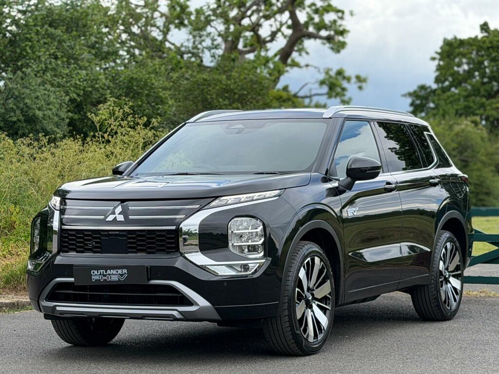 Mitsubishi Outlander Hybrid #3