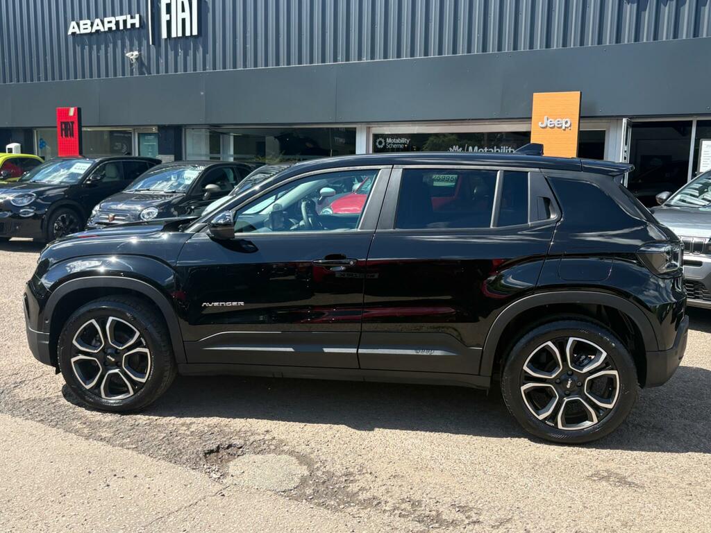 Jeep Avenger 1.2 Summit Euro 6 Ss WN25HFR Red #4