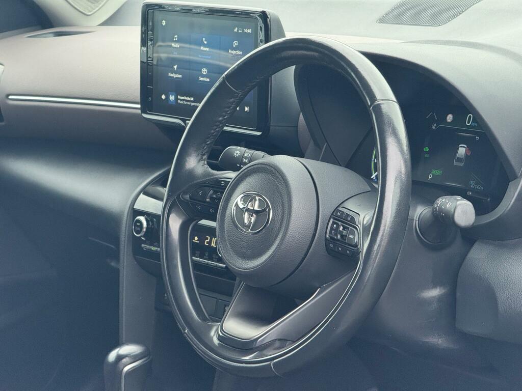 Toyota Yaris Cross 1.5 Vvt-h Excel E-cvt Euro 6 Ss KN72CFZ Grey #3