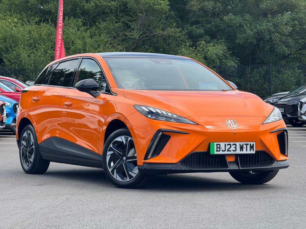 MG MG4 64Kwh Trophy Long Range Orange