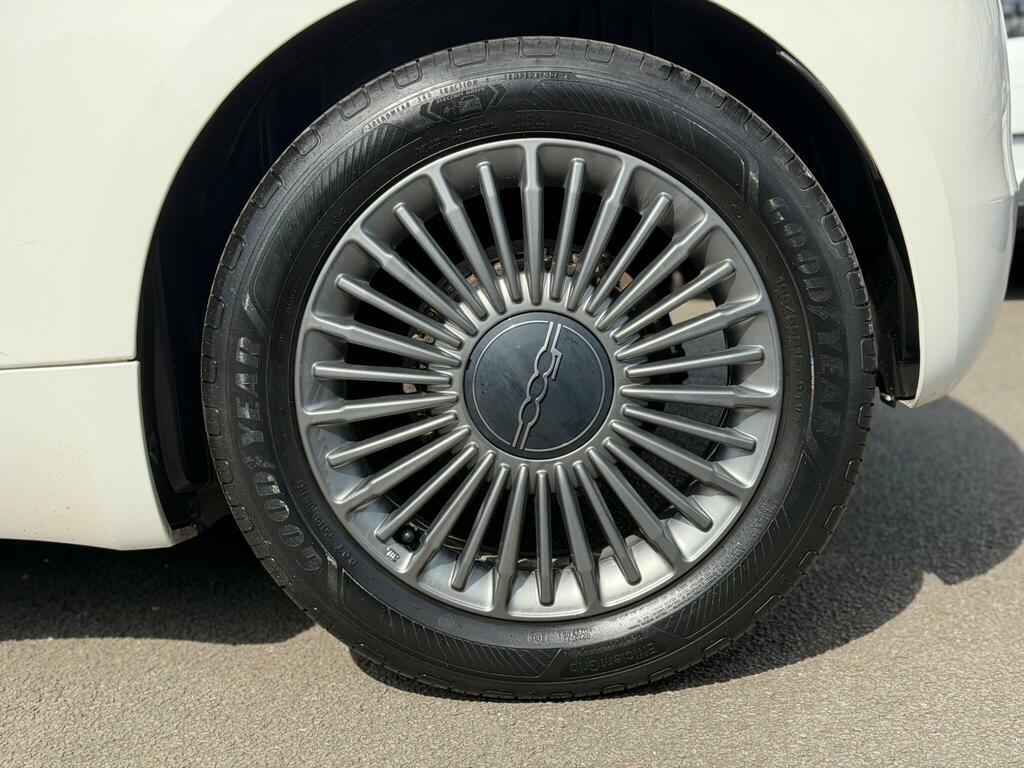 Fiat 500E 42Kwh Icon Hatchback 118 Ps White #3